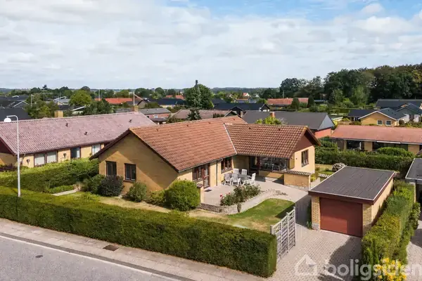 Villa på Mølholm Landevej 51, 7100 Vejle