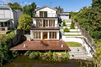 Villa på Ravnsnæsvej 46, 3460 Birkerød