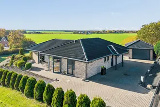 Villa på Ravnbjergvej 17, Als, 9560 Hadsund