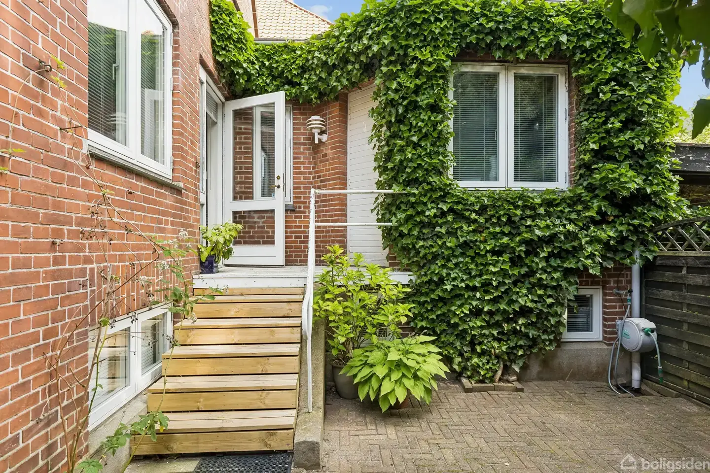 Klassisk murermestervilla med stort potentiale – pohled 5