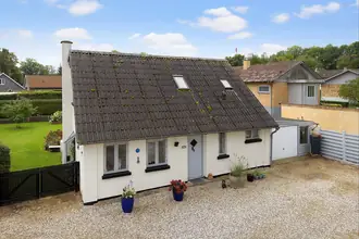 Villa på Ølstvadbrovej 17, 8940 Randers SV