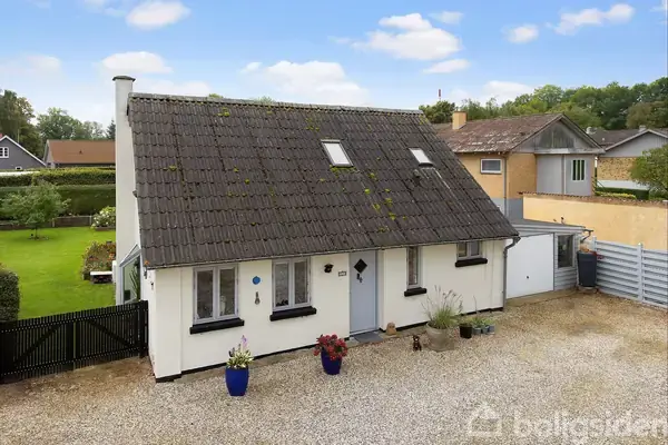 Villa på Ølstvadbrovej 17, 8940 Randers SV
