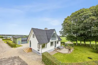 Villa på Glenstrup Søvej 15, Glenstrup, 8990 Fårup