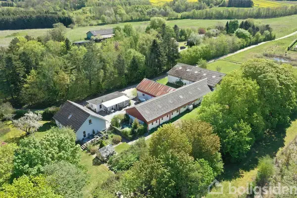 Landejendom på Asylvej 50, 8543 Hornslet