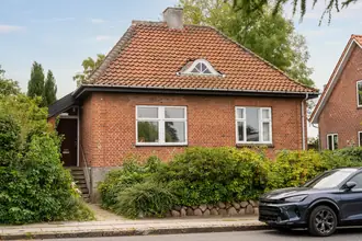 Villa på Munkegårdsvej 13, 2870 Dyssegård