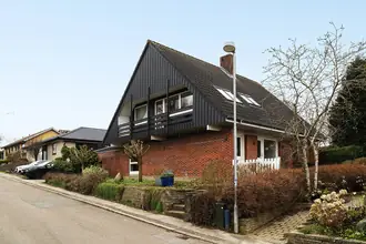 Villa på Rugbjergvej 127, Stavtrup, 8260 Viby J