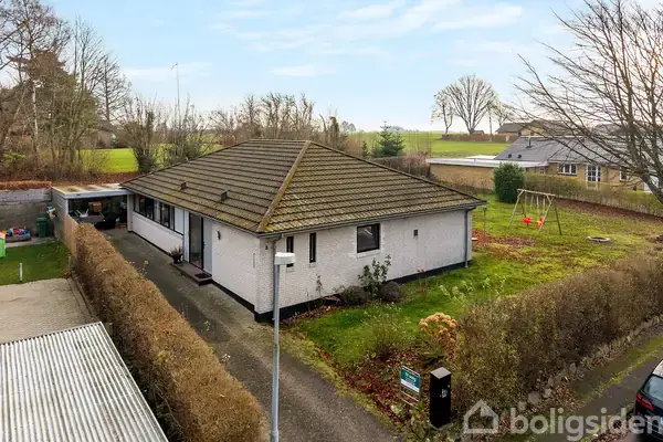 Villa på Irisvej 8, 5690 Tommerup