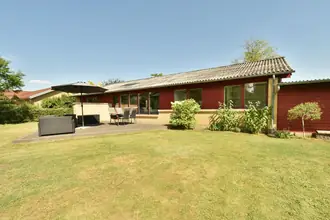Villa på Syrenvænget 12, Thyregod, 7323 Give