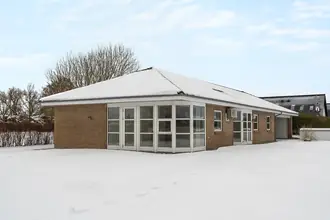 Villa på Søndervej 52, 4735 Mern