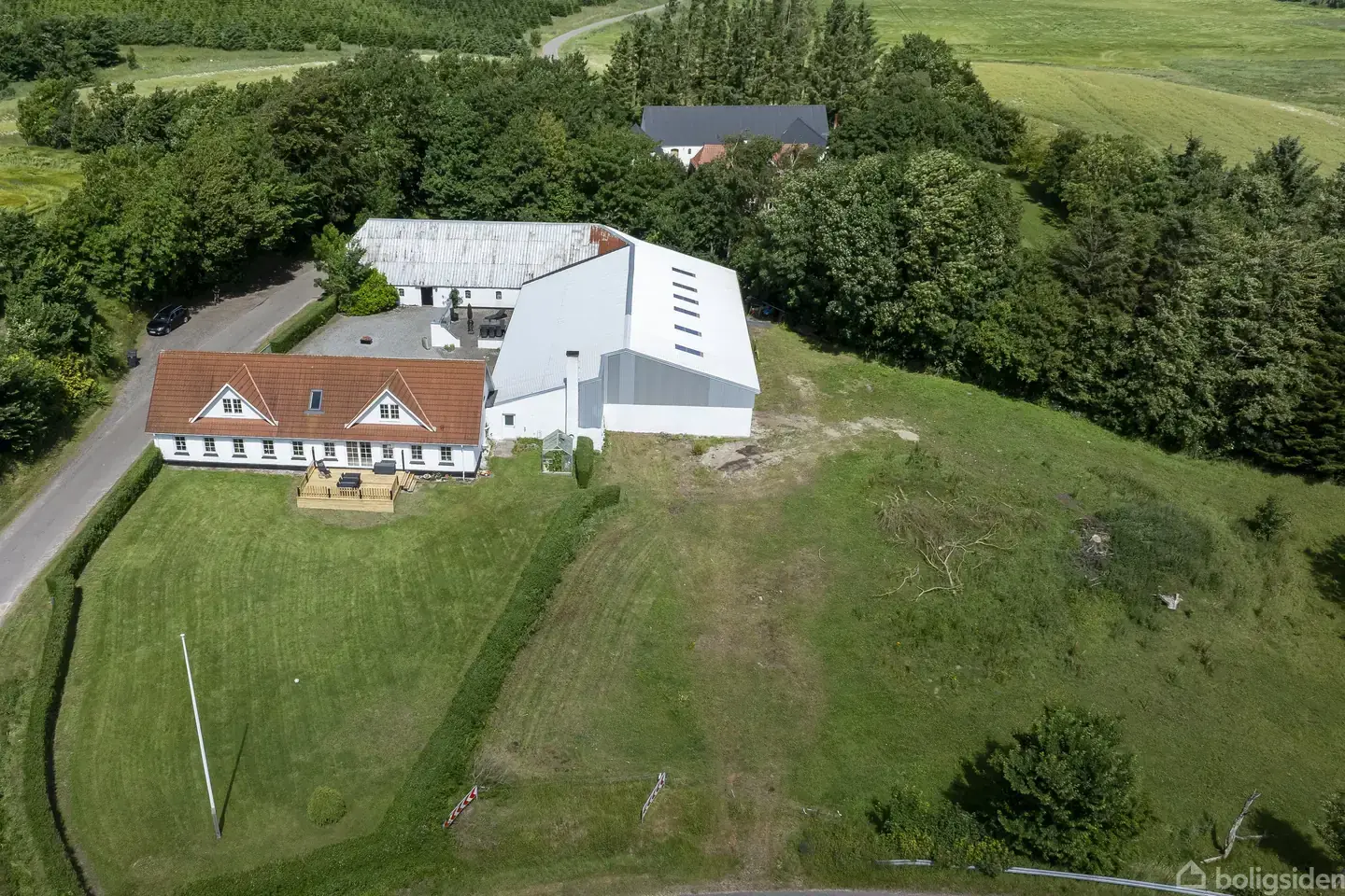 Landejendom på Brogårdsvej 2, 9830 Tårs