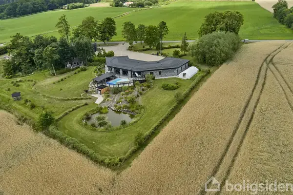 Villa på Honum Skovvej 17, 8763 Rask Mølle