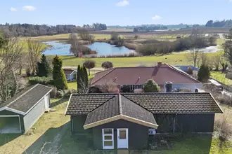 Villa på Solbakkevej 23, 3370 Melby