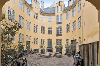 Ejerlejlighed på Snaregade 8, 2., 1205 København K
