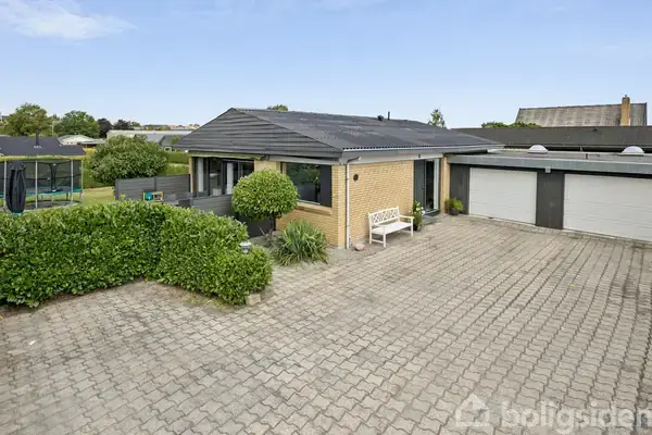 Villa på Ametystvej 13, 8541 Skødstrup