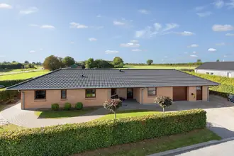 Villa på Hasselvang 23, Brejning, 7080 Børkop