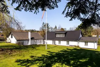 Villa på Balevej 9, Ommestrup, 8544 Mørke