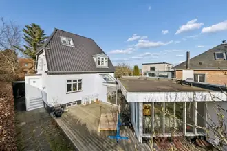 Villa på Hellelidenvej 7, 2300 København S