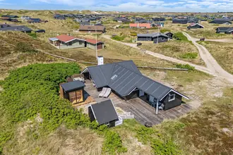 Fritidshus på Julianevej 104, Bjerregaard, 6960 Hvide Sande