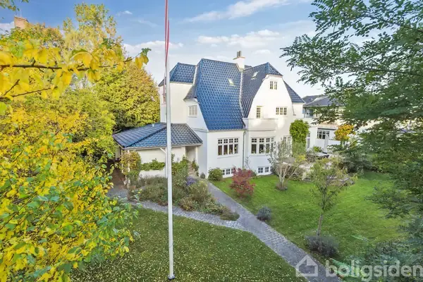 Villa på Traverbanevej 8, 2920 Charlottenlund