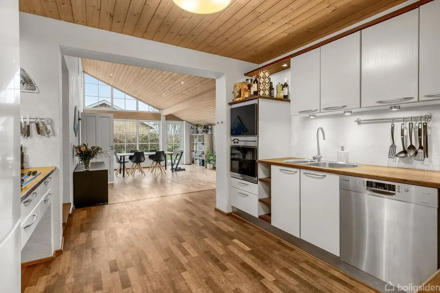 Dejlig rummelig et plansvilla