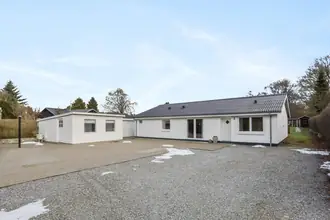 Villa på Sandvej 2, 9400 Nørresundby