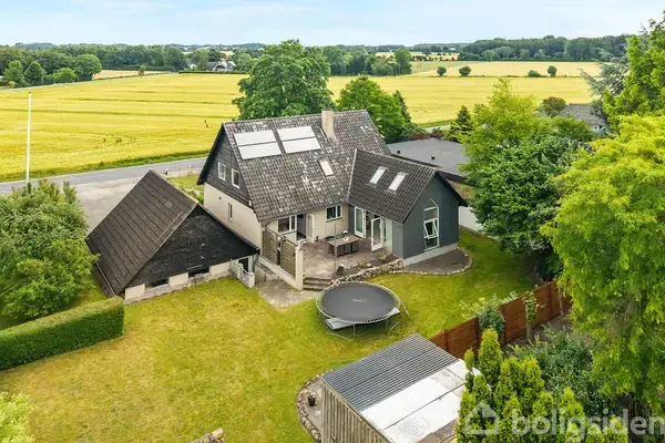 Villa på Ellingevej 67, 5540 Ullerslev