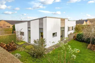 Villa på Knudmoseparken 18, Lind, 7400 Herning