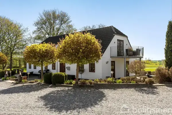 Landejendom på Ejstrup Møllevej 25, 8990 Fårup