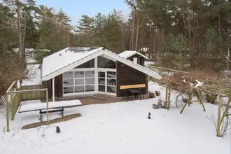 Fritidshus på Taksvej 18, Ulvshale, 4780 Stege