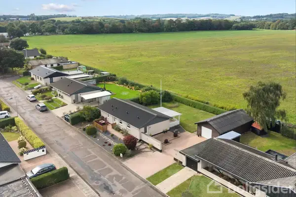 Villa på Pinsevej 17, 9230 Svenstrup J