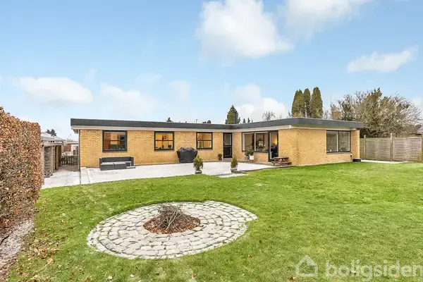 Villa på Røddikvej 24, 8464 Galten