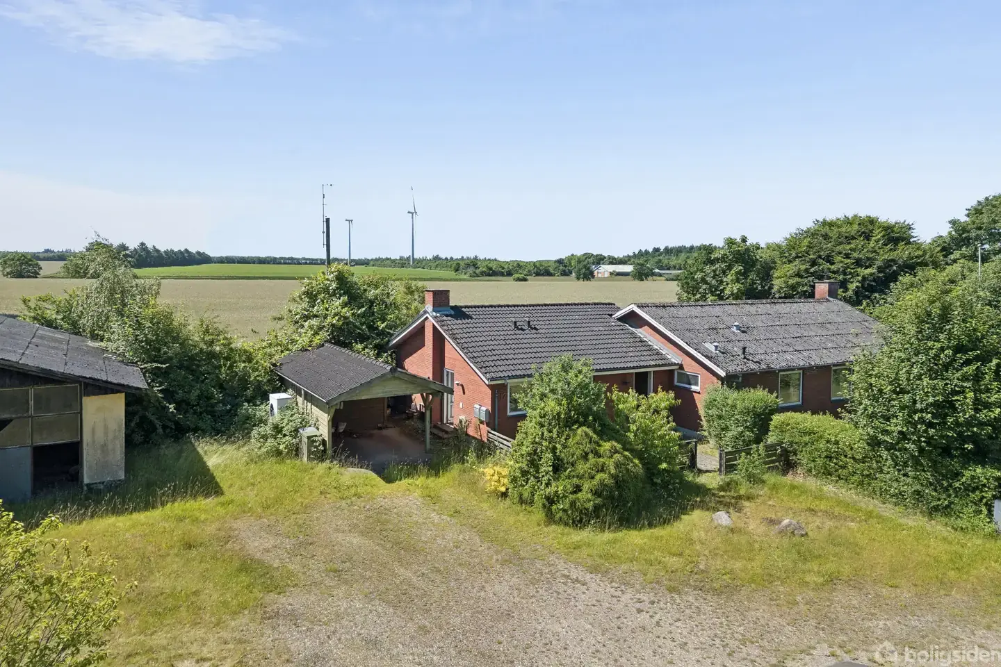 Rummelig villa der kan indrettes som to boliger, Grindsted