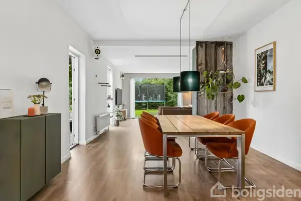 Villa på Jernbanevej 28, 5210 Odense NV