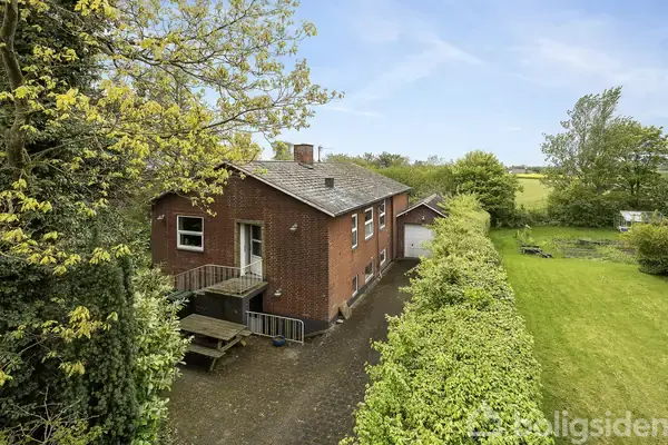 Villa på Brølbæk 13, 7150 Barrit