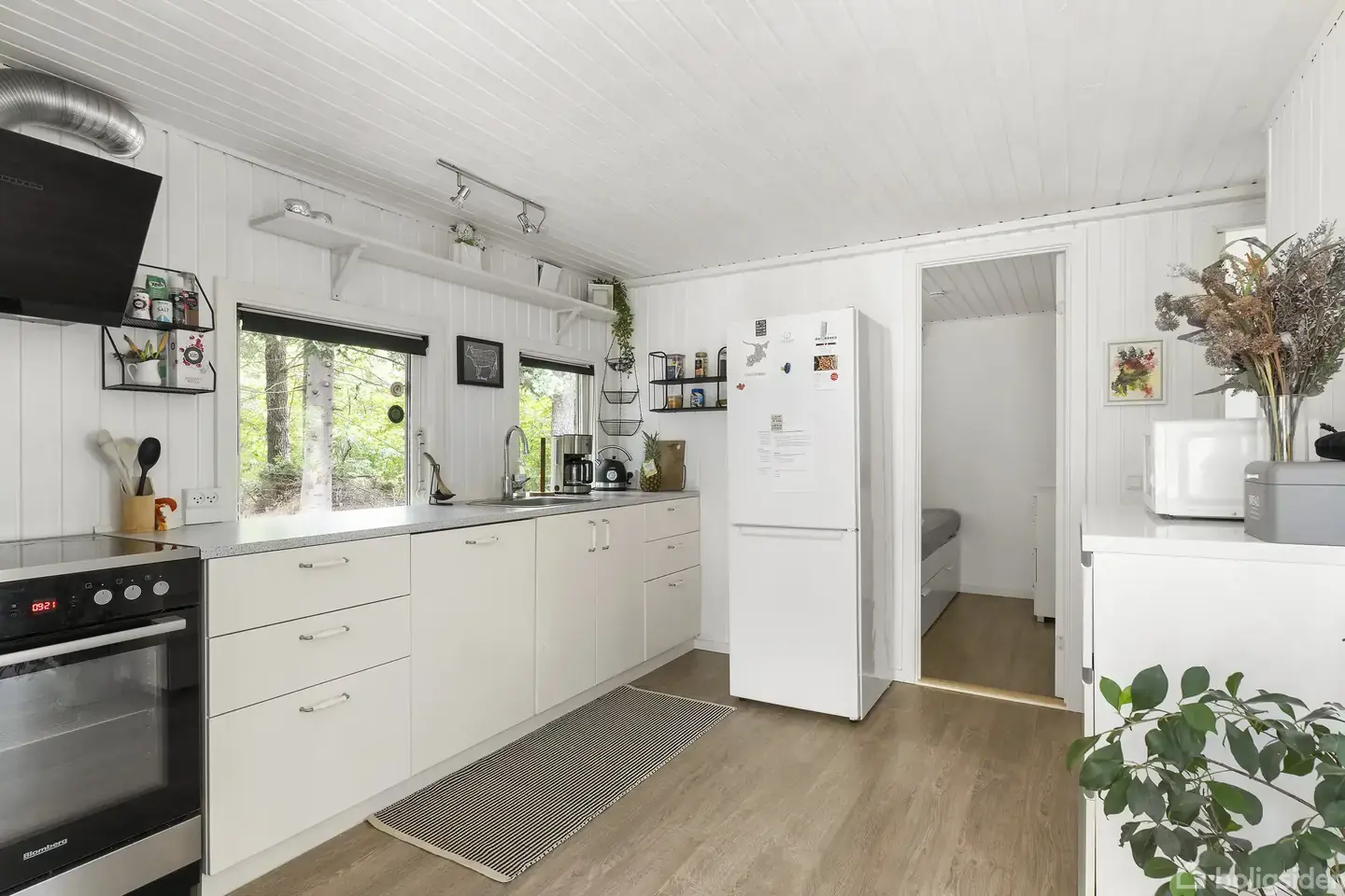 Velholdt fritidshus i roligt område nær Asnæs på stor naturgrund - View 4