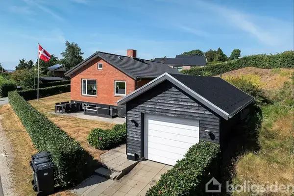 Villa på Hjarbækvej 29E, 8831 Løgstrup