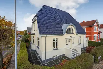 Villa på Finsens Allé 1, 5230 Odense M