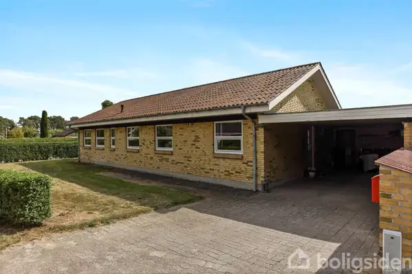 Villa på Gyvelvej 17, 9300 Sæby