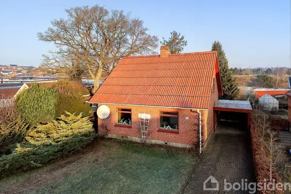 Villa på Stationsvej 35, 8870 Langå