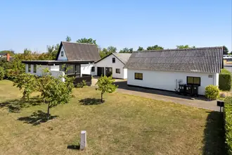 Villa på Smedegårdsvej 33, Rønne, 3700 Rønne