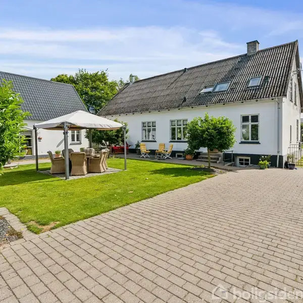 Landejendom på Dragstrupvej 9, 3250 Gilleleje