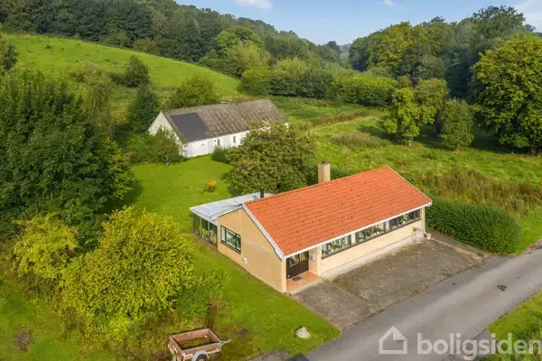 Landejendom på Bredingsgyden 8, 5250 Odense SV