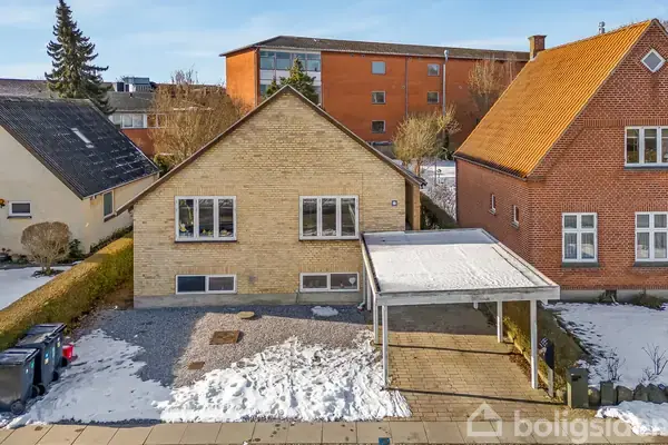 Villa på Østre Allé 12, 4900 Nakskov