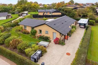 Villa på Møllevangsvej 36, Haslund, 8940 Randers SV