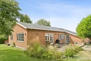 Villa på Clausholms Allé 14, 8260 Viby J