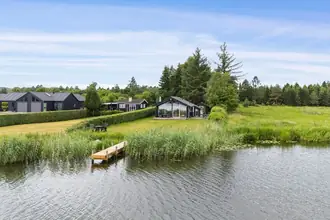 Fritidshus på Farmen 32, 8600 Silkeborg