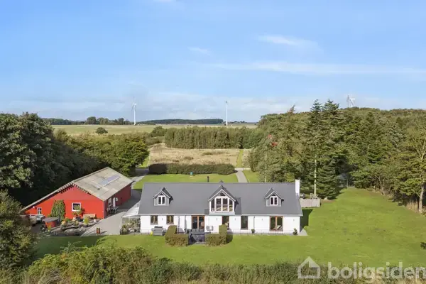 Landejendom på Lindå Hede 6, 8543 Hornslet