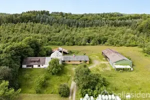 Landejendom på Fjelstedvej 62, 9870 Sindal
