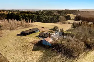 Landejendom på Fjelstedvej 62, 9870 Sindal