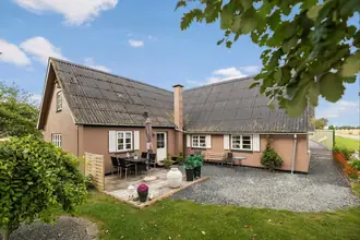 Villa på Flakkebjergvej 10, Flakkebjerg, 4261 Dalmose